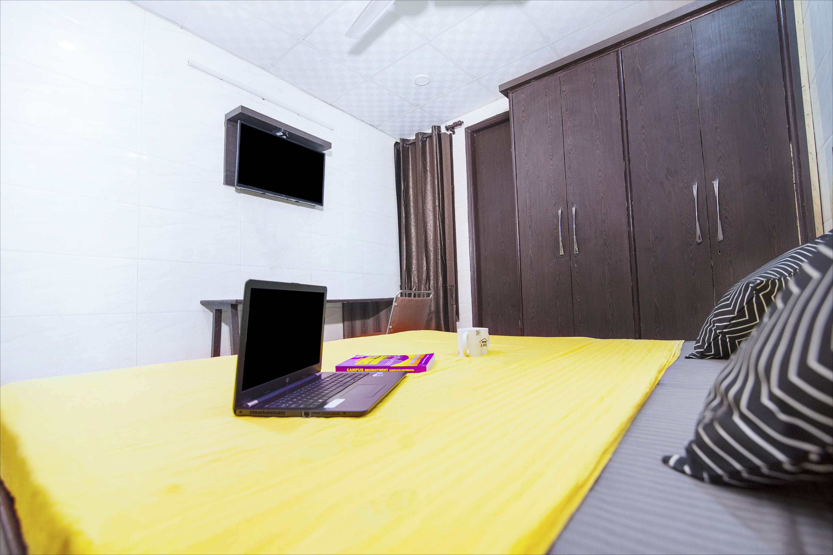 PG in Amity University Noida, Rent Private/Shared Rooms at PG Price