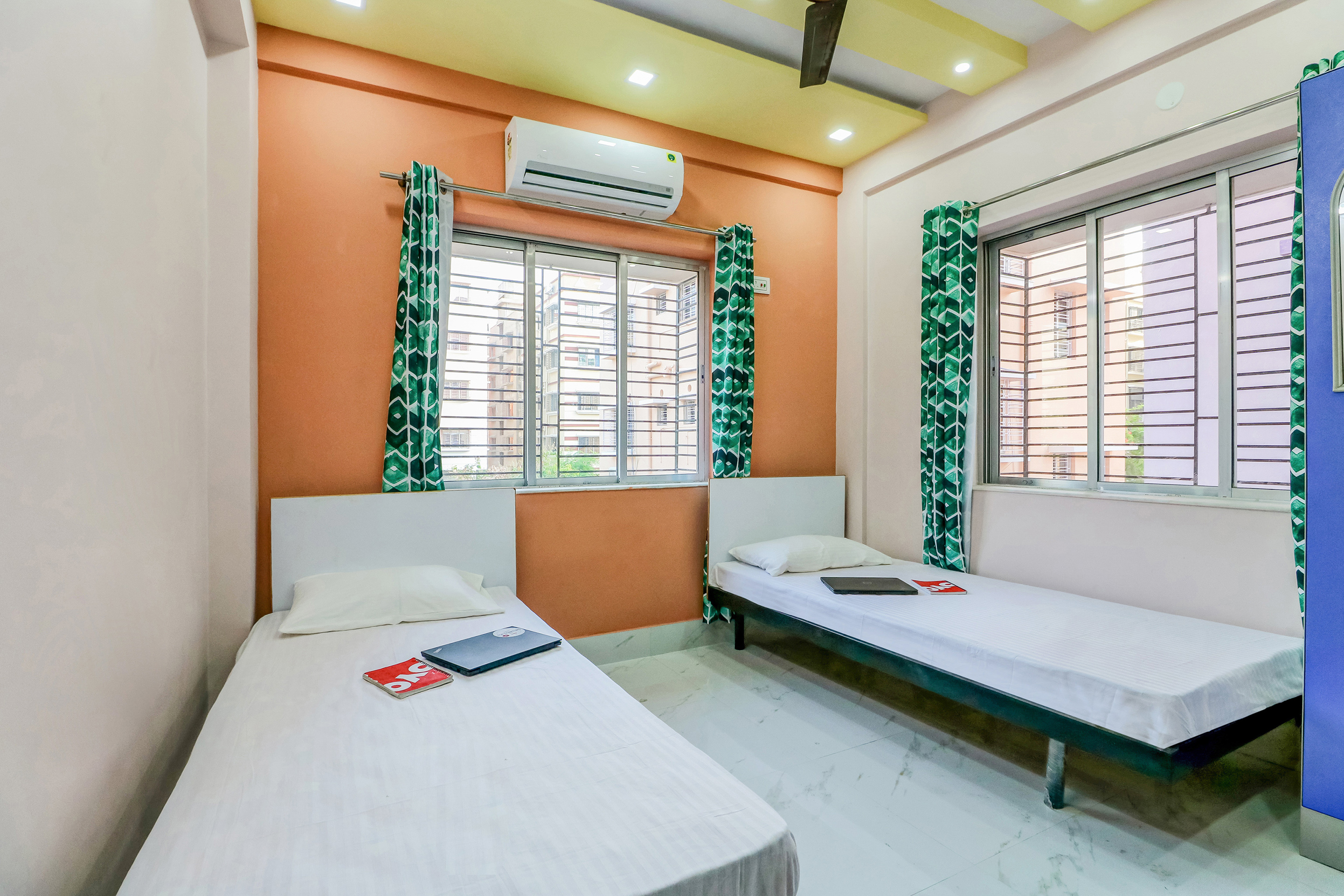 PG in Newtown Kolkata, Rent Private/Shared Rooms at PG Price, KOL1068