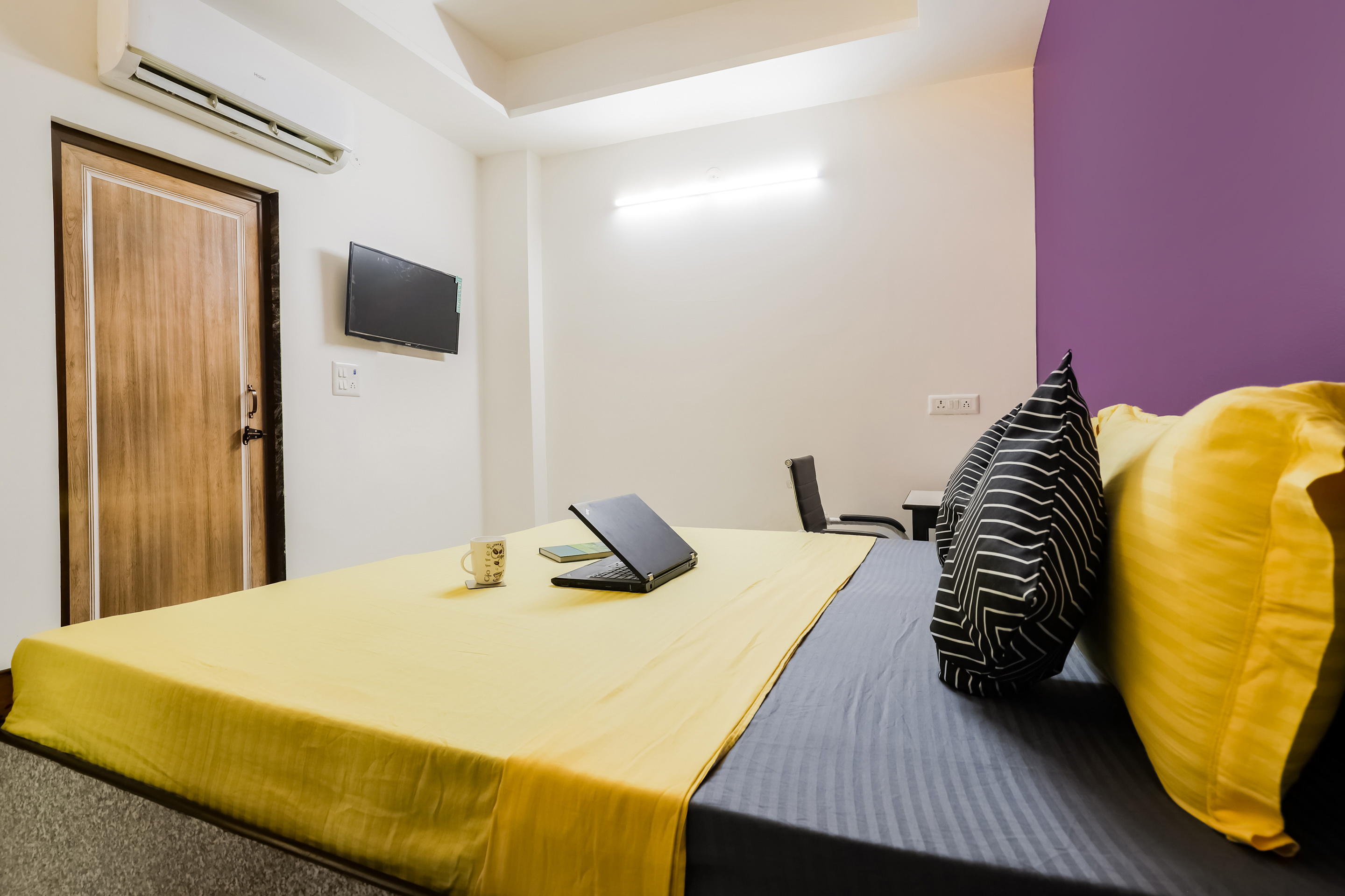 PG in Amity University Noida, Rent Private/Shared Rooms at PG Price