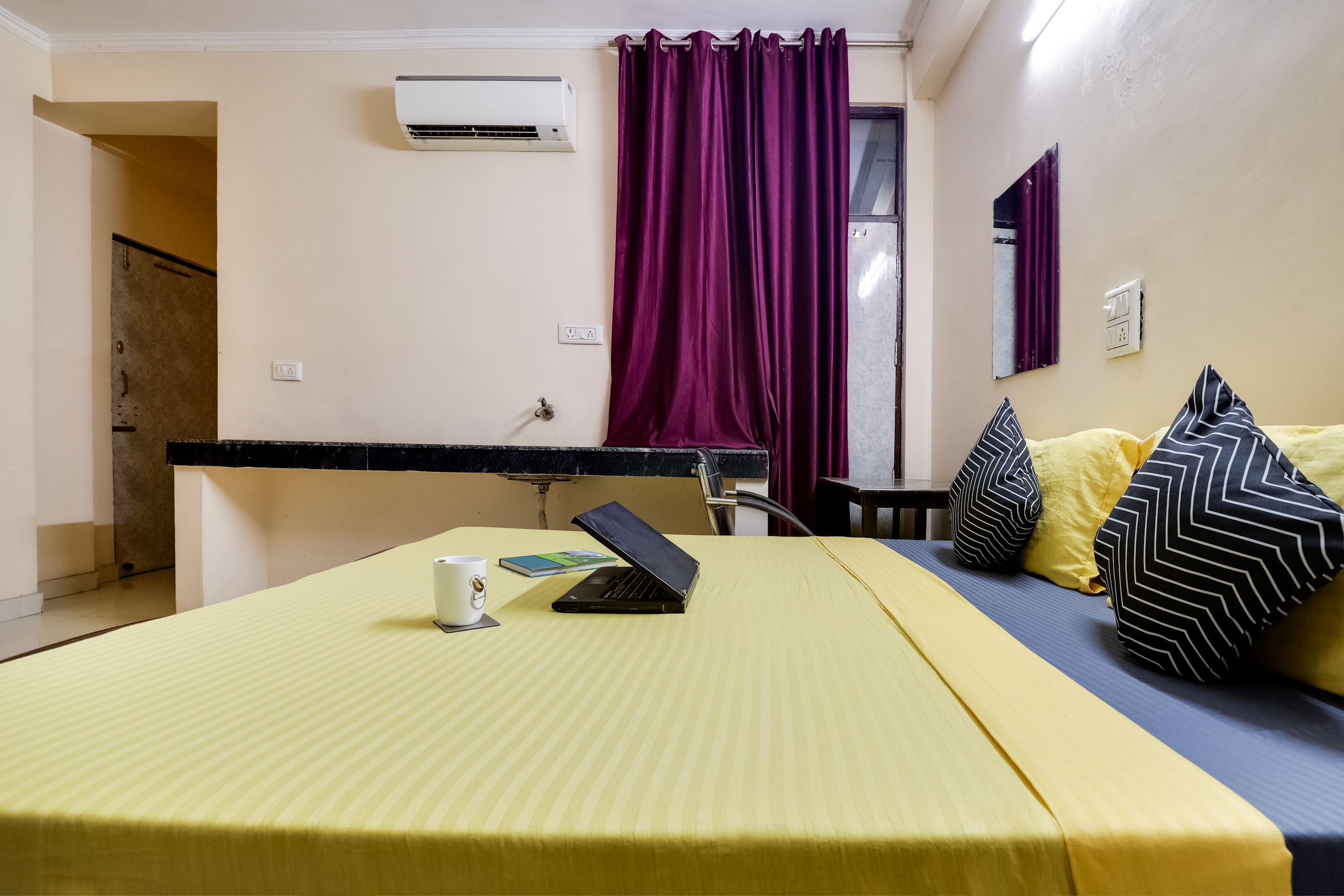 PG in Amity University Noida, Rent Private/Shared Rooms at PG Price