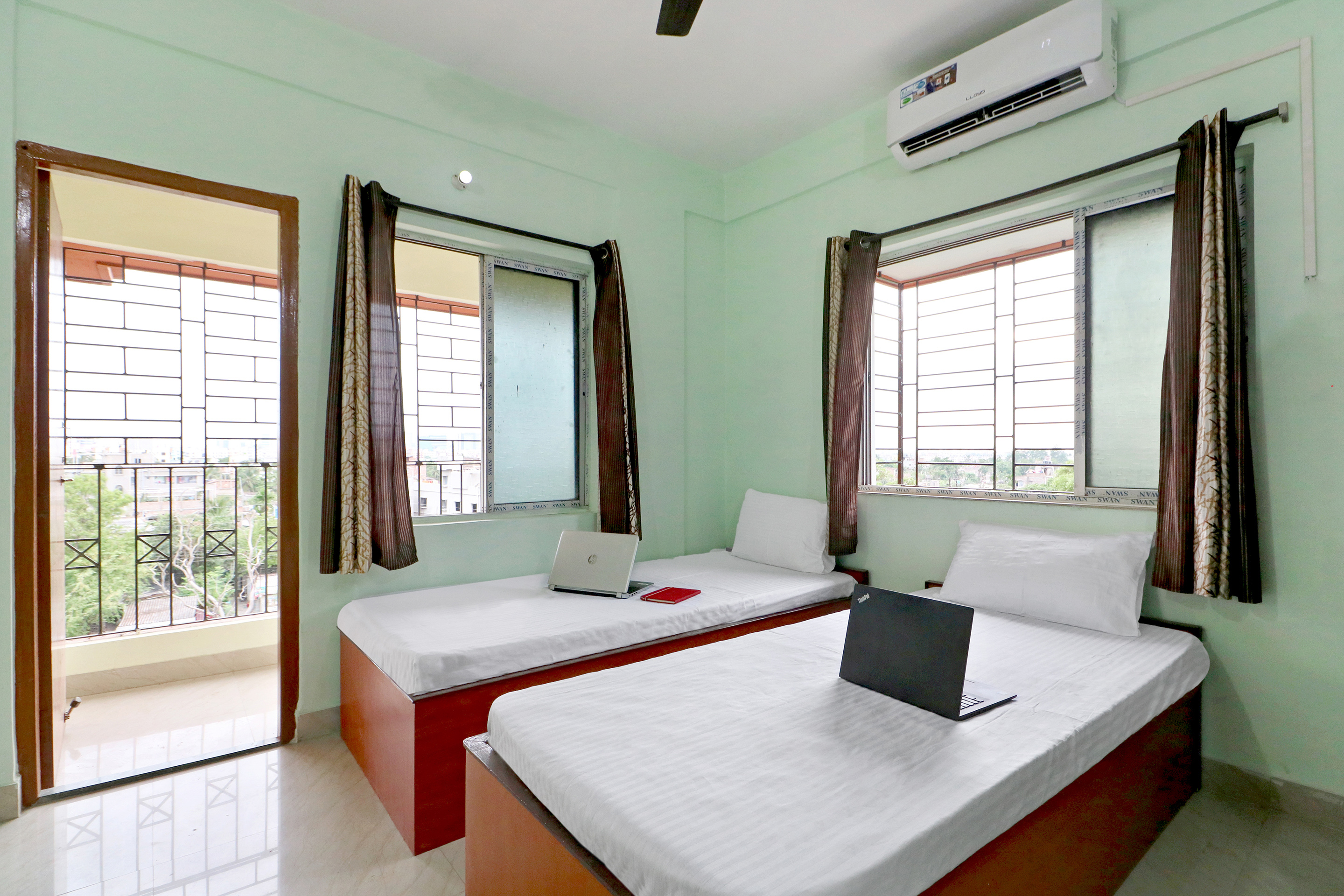 PG in Newtown Kolkata, Rent Private/Shared Rooms at PG Price, KOL1057