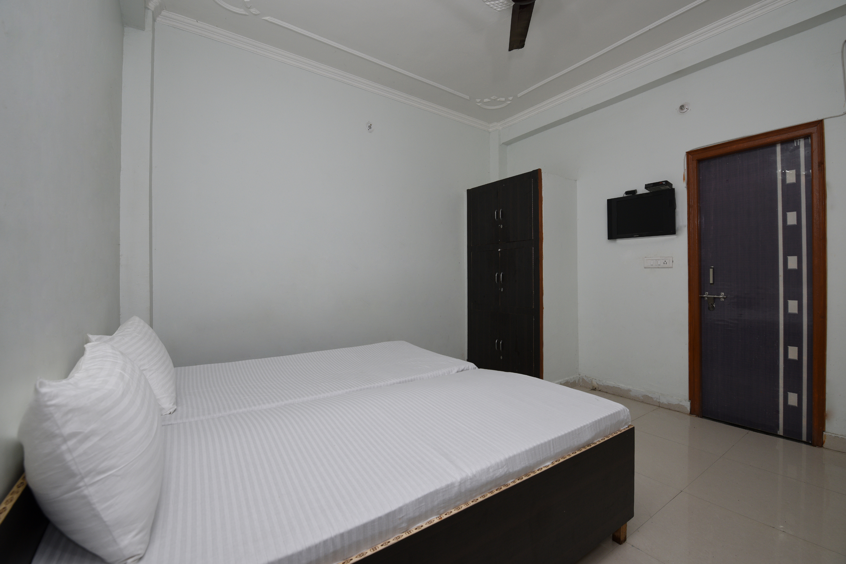 PG in GRG1191 Hero Honda Chowk 1 km from Hero MotoCorp Nearby